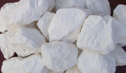 養(yǎng)殖場如何使用氧化鈣消毒？注意事項有哪些？